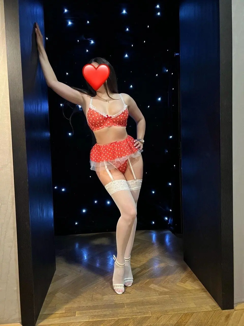 Holka na sex Nicole - fotka 4